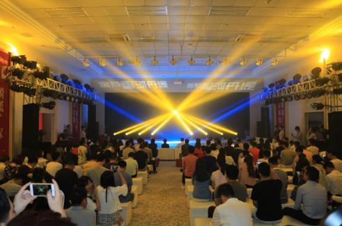 項(xiàng)目營(yíng)銷中心盛大綻放譜寫高鐵北站新傳奇